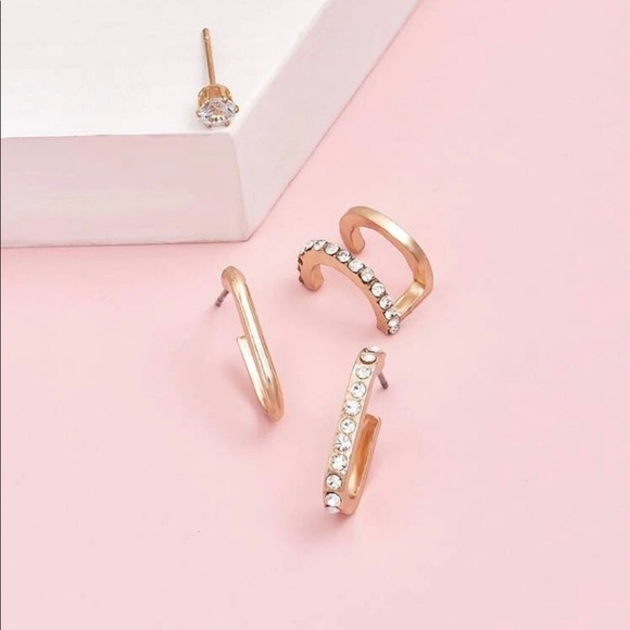 Gorgeous 4pcs Rhinestone Decor Earrings Set. - Picture 2 of 4